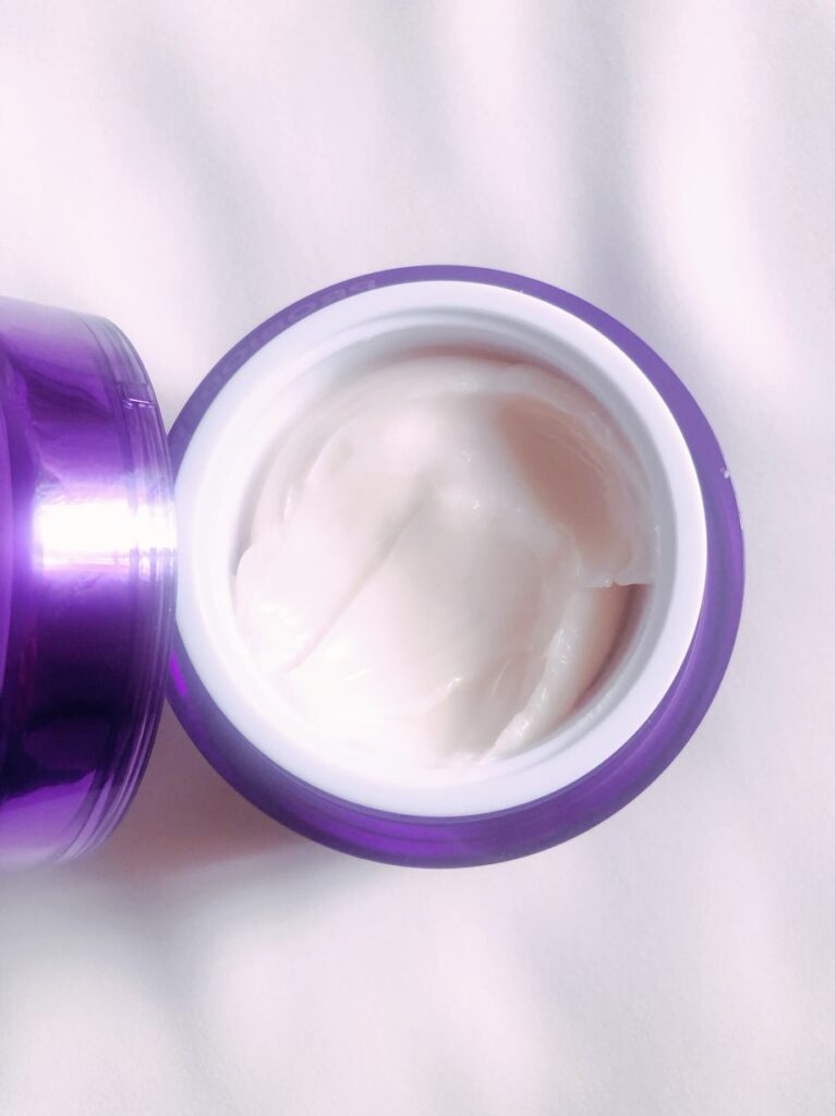 蓋を開けた状態　テクスチャー