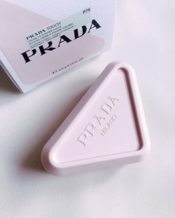 PRADA BEAUTY プラダ タッチ 075 チューリップ 外観